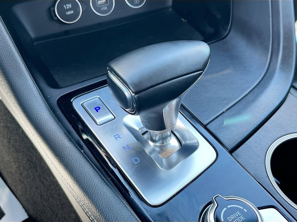 Used 2023 Genesis G70 2.0T AWD/4WD image 17