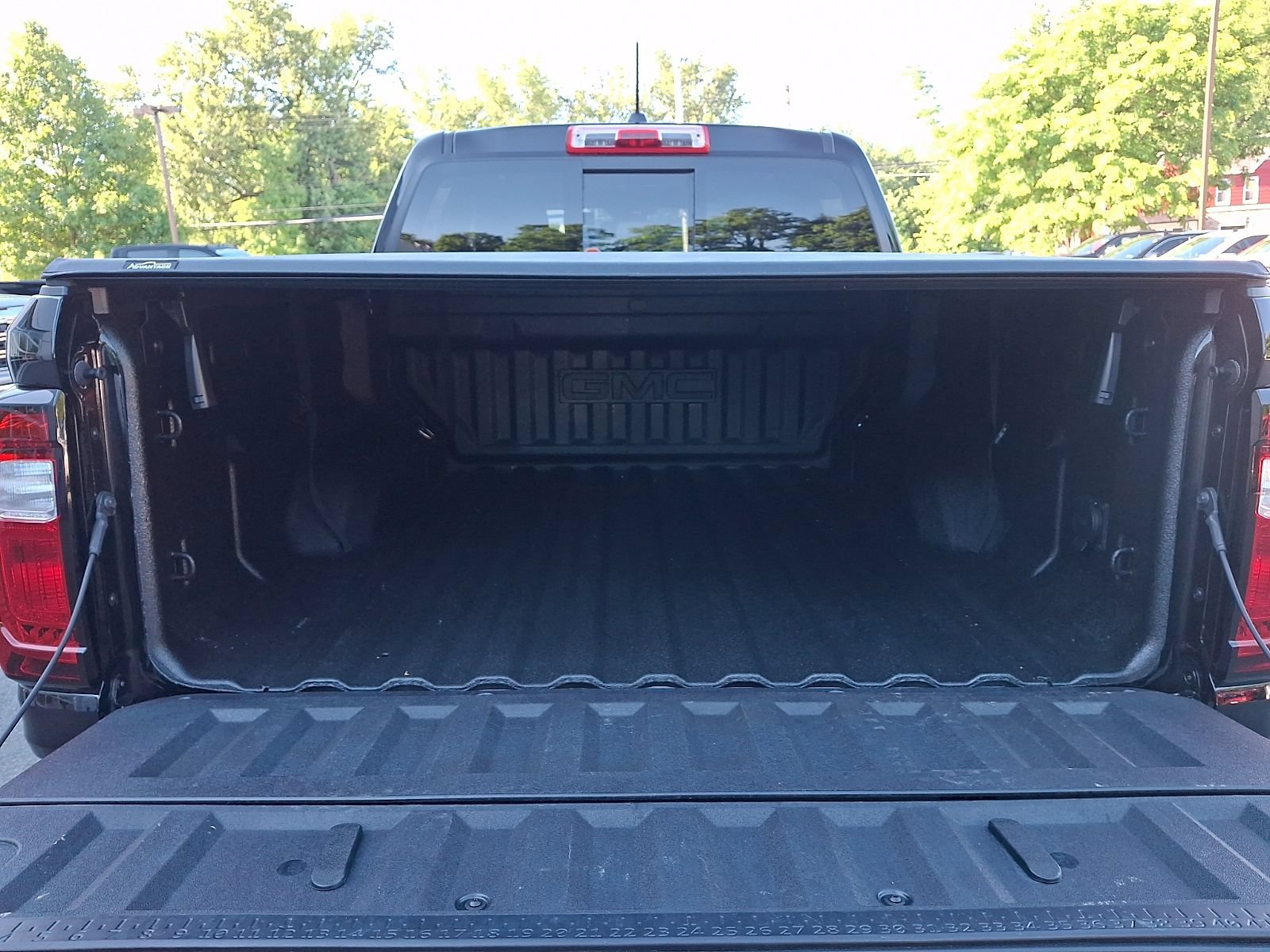 Used 2026 GMC Canyon AT4X AWD/4WD image 29