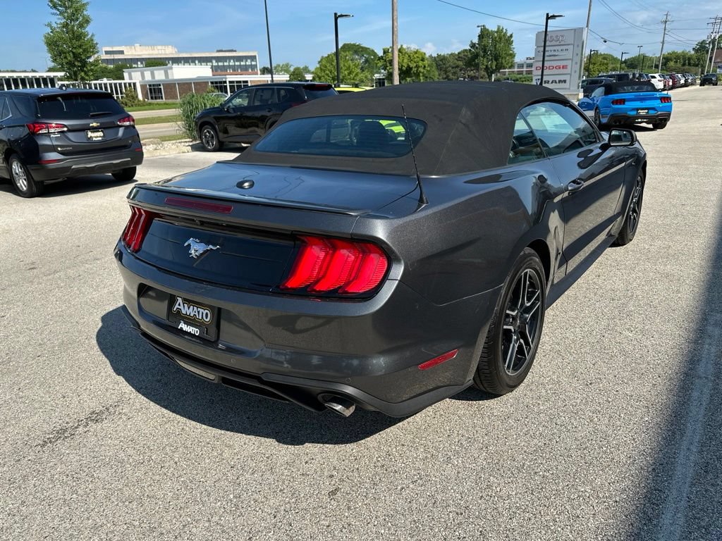 Used 2020 Ford Mustang Premium RWD image 7