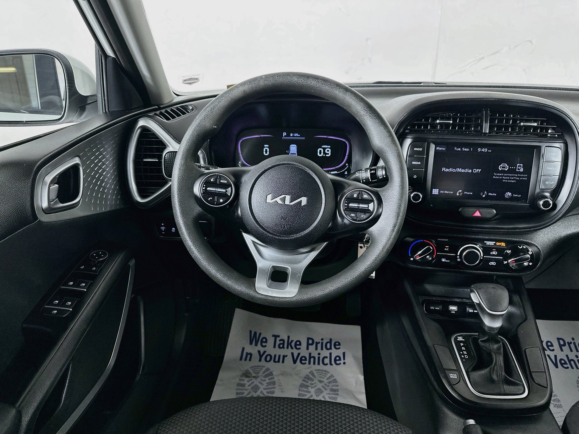Used 2023 Kia Soul LX FWD image 20