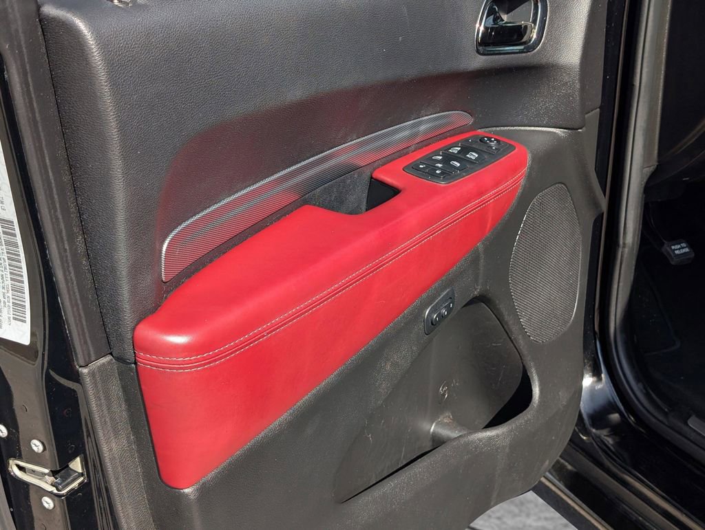 Used 2019 Dodge Durango R/T w/ Blacktop Package RWD image 16