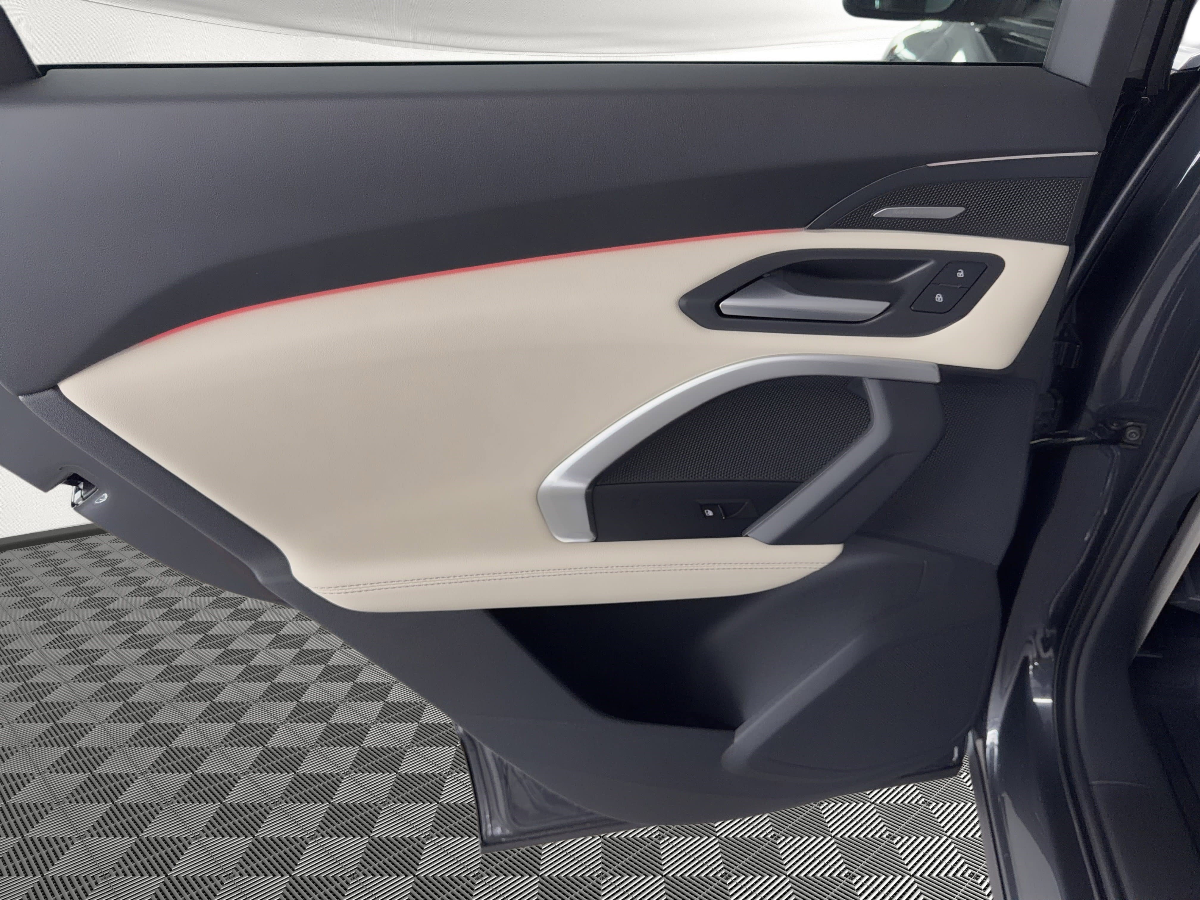 New 2026 Audi Q5 Premium Plus image 17