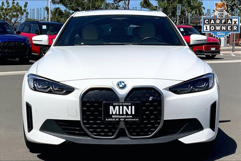 Used 2023 BMW i4 eDrive35 RWD image 3
