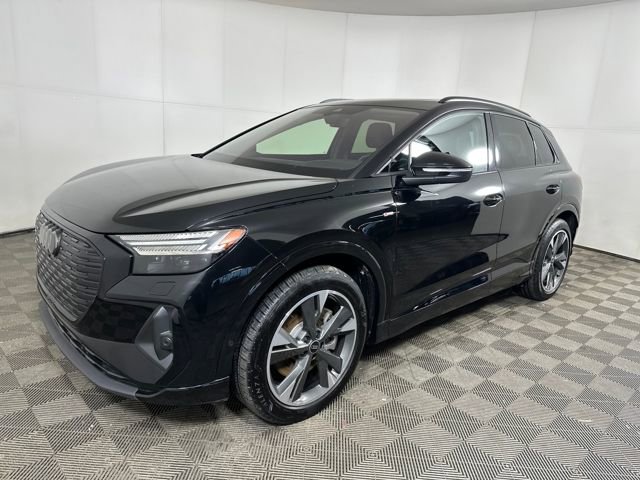 Used 2024 Audi Q4 e-tron Prestige w/ Black Optic Package image 7