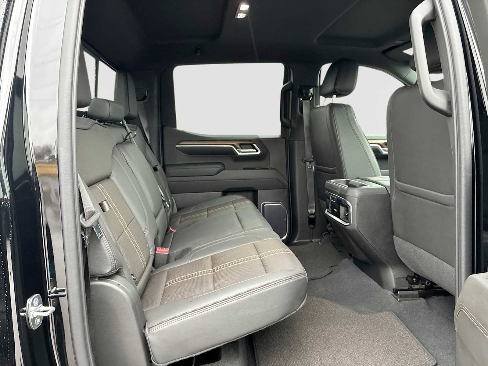 Certified 2022 Chevrolet Silverado 1500 High Country w/ Technology Package image 27