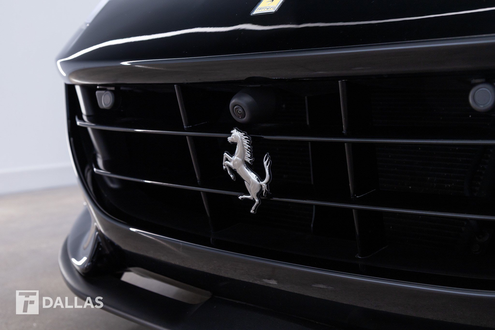 Used 2023 Ferrari Portofino M RWD image 5