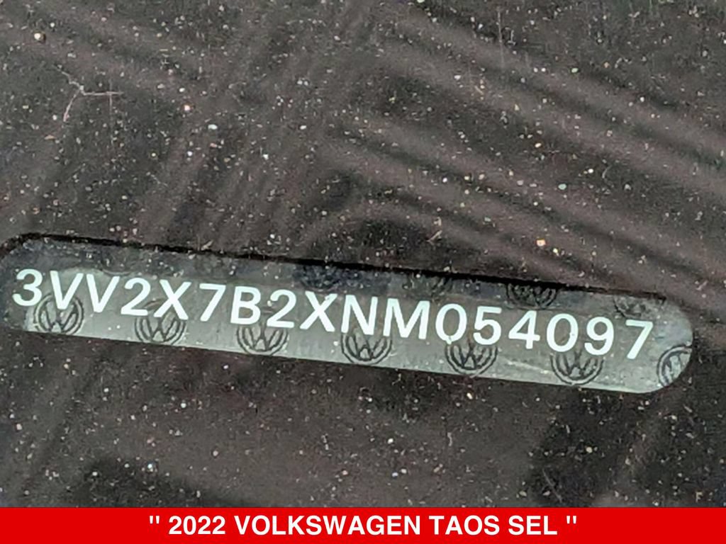 Used 2022 Volkswagen Taos SEL w/ Panoramic Sunroof Package AWD/4WD image 39
