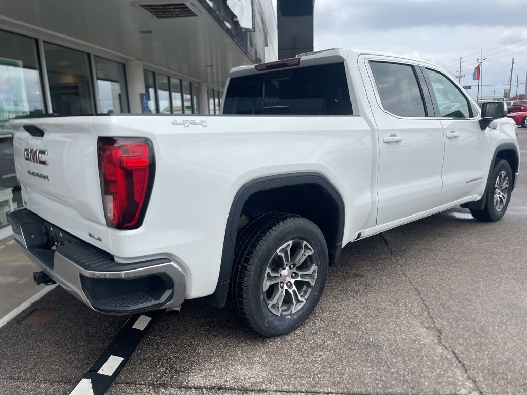 Used 2020 GMC Sierra 1500 SLE w/ SLE Value Package image 3