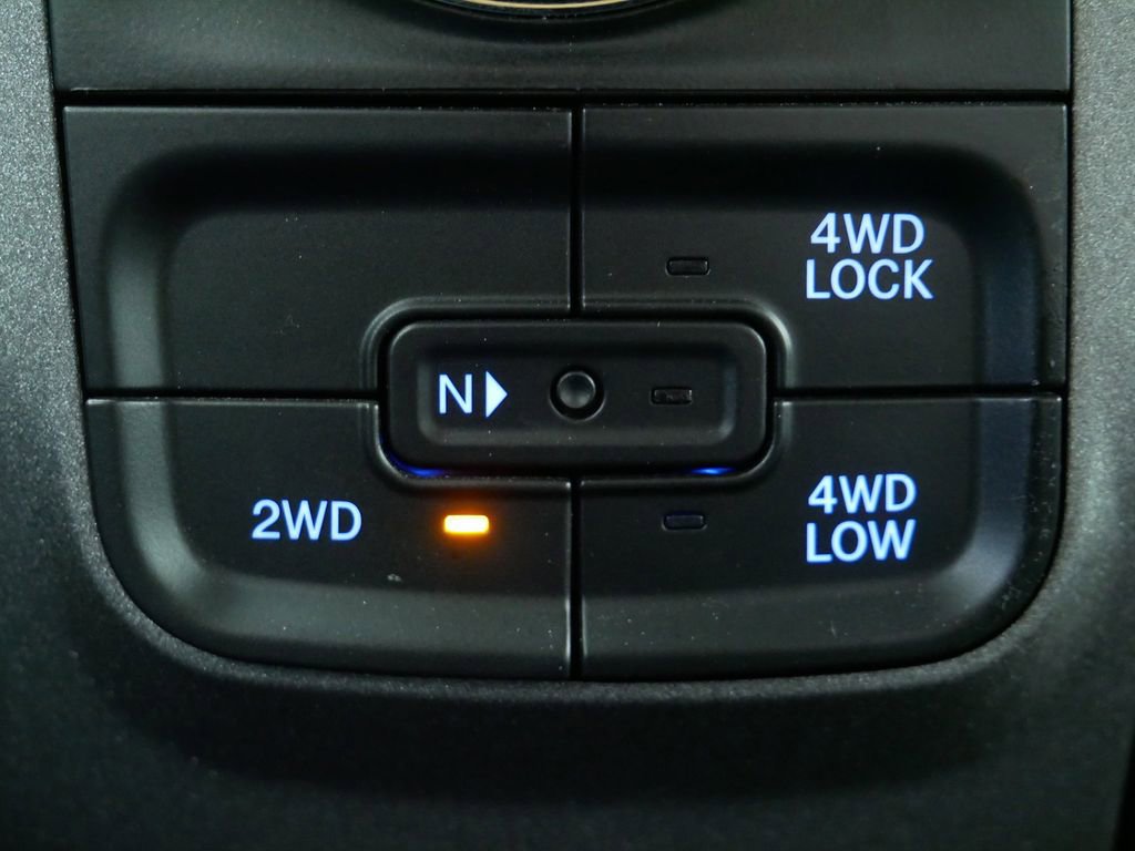 Used 2018 RAM 1500 Express w/ Express Value Package image 32