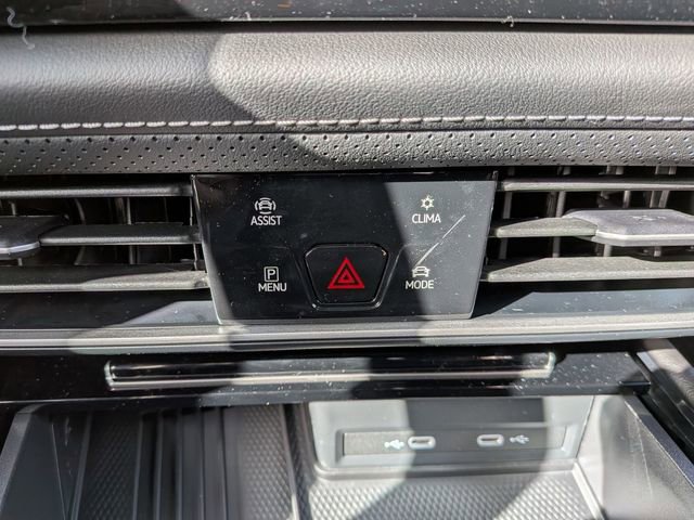 New 2026 Volkswagen Atlas Cross Sport SEL image 19