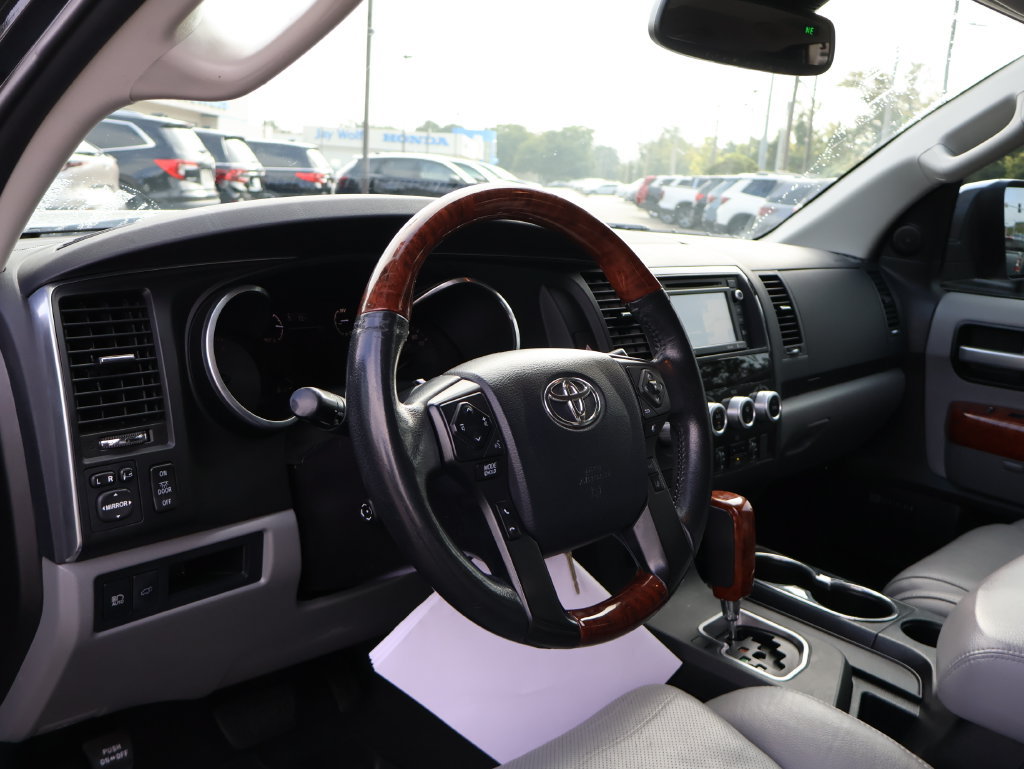 Used 2019 Toyota Sequoia Platinum AWD/4WD image 17