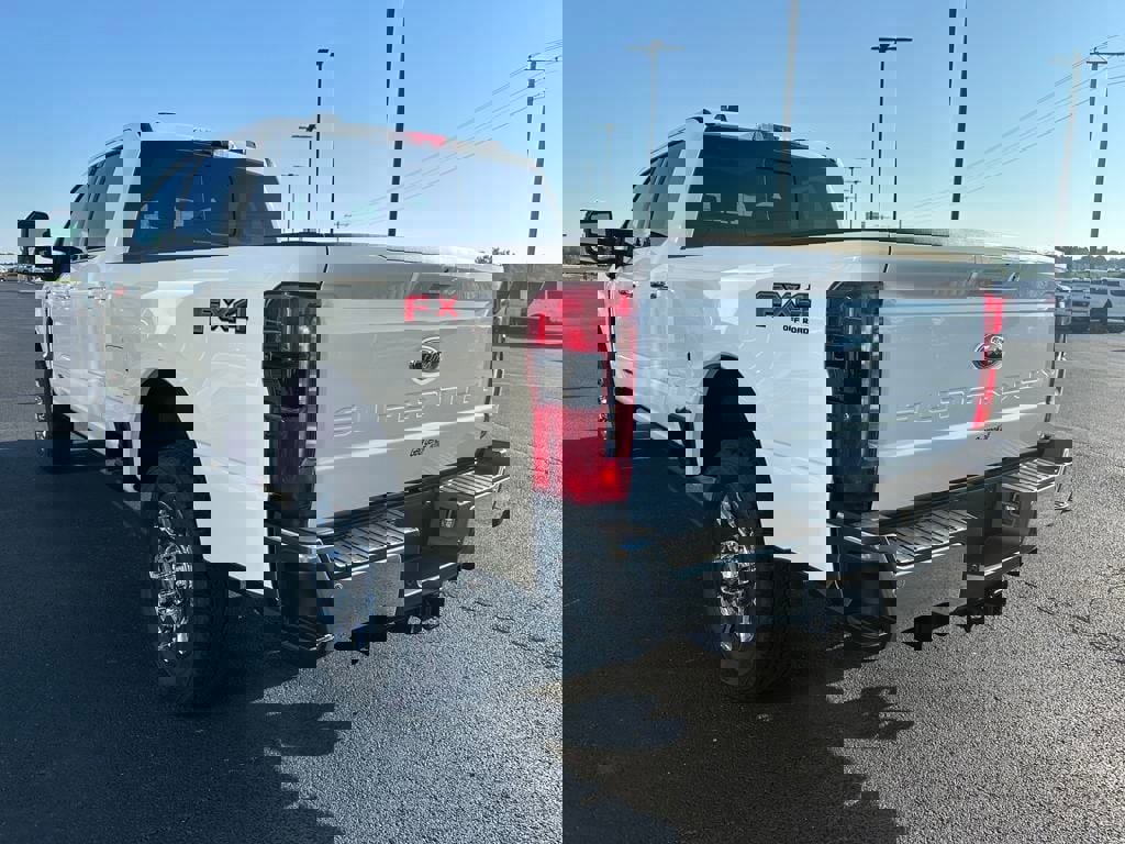 New 2025 Ford F350 Lariat w/ Lariat Ultimate Package image 31