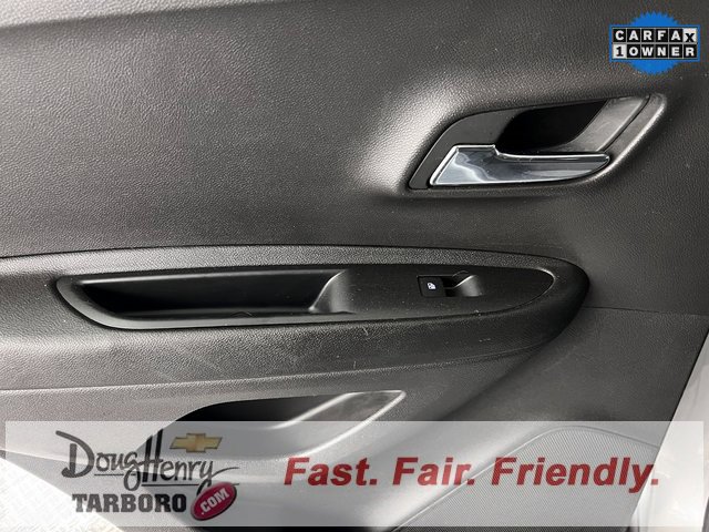 Used 2019 Chevrolet Trax LT w/ Redline Edition image 22