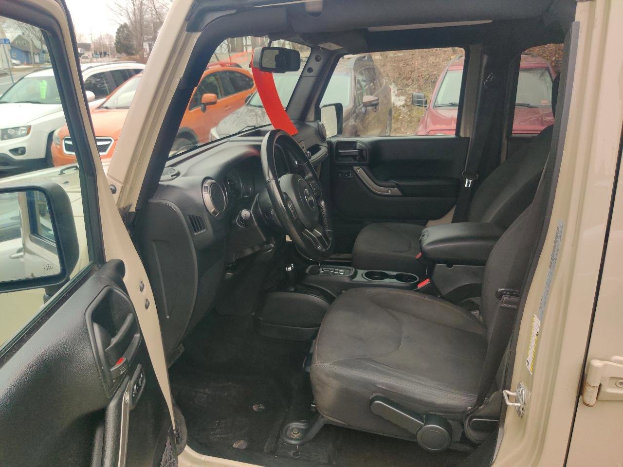 Used 2018 Jeep Wrangler Unlimited Sport S image 11