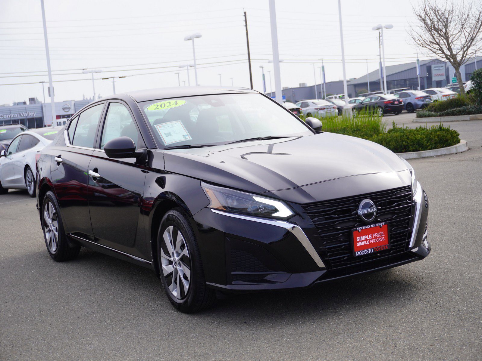 Used 2024 Nissan Altima 2.5 S image 1