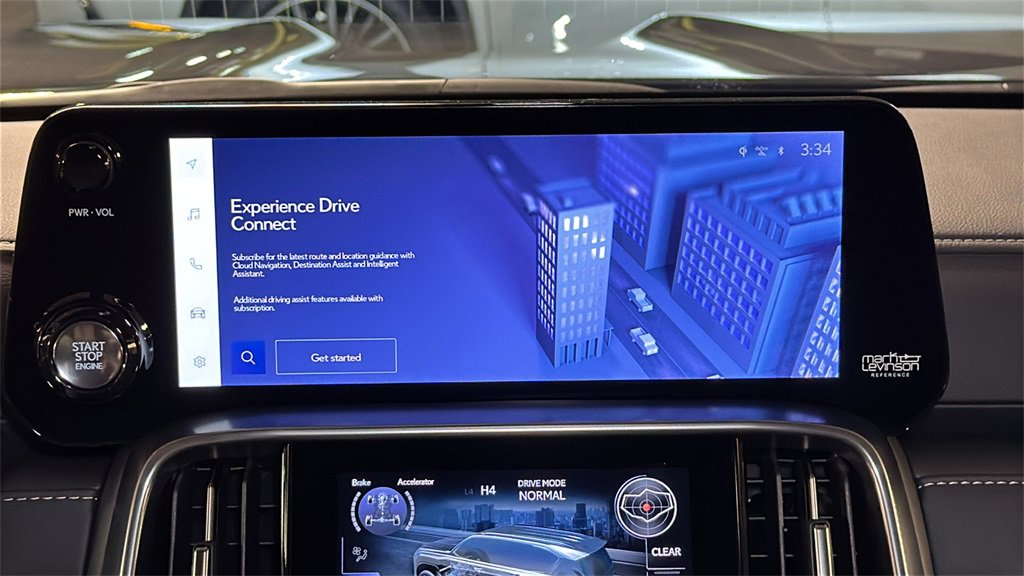 New 2025 Lexus LX 600 4WD w/ Luxury Package image 16