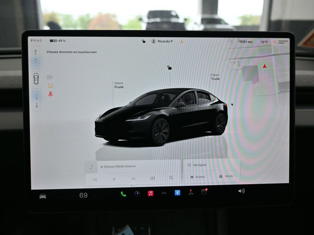 Used 2025 Tesla Model 3 Long Range image 18