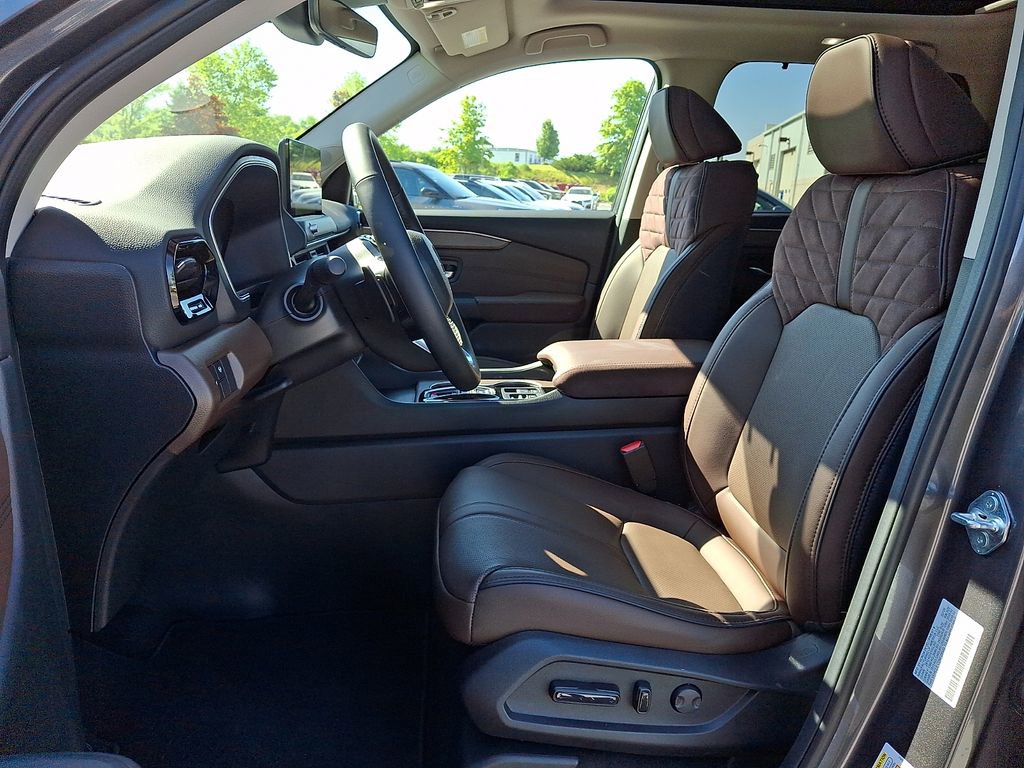 Used 2026 Honda Pilot Elite image 17