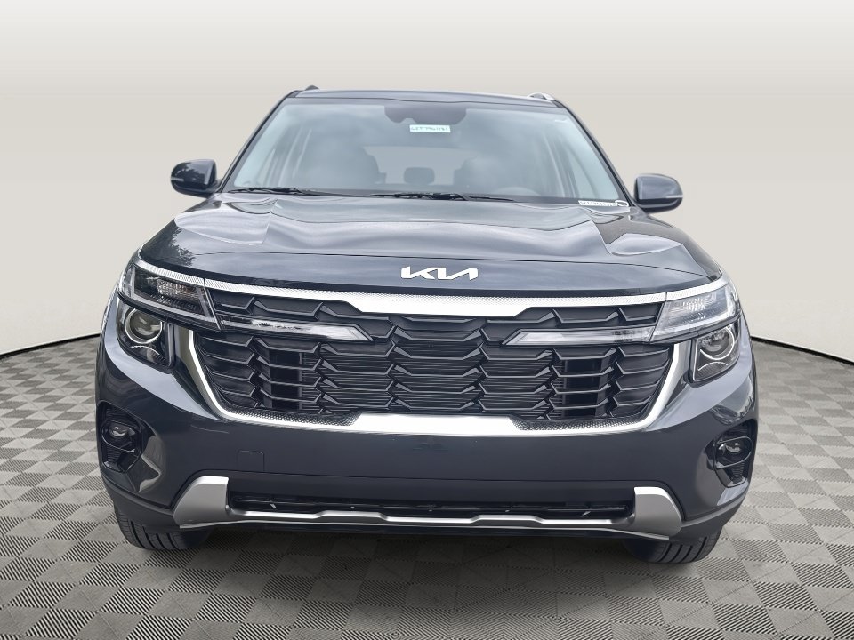 New 2026 Kia Seltos S AWD/4WD image 2