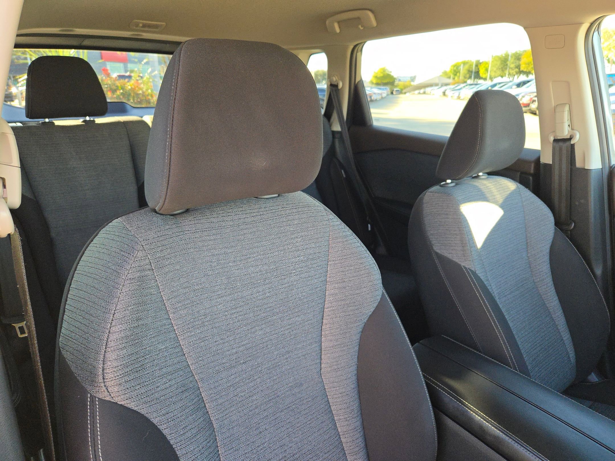 Used 2023 Nissan Rogue SV image 31