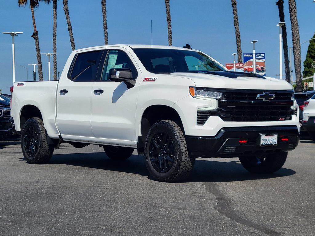 Used 2026 Chevrolet Silverado 1500 LT Trail Boss w/ LT Trail Boss Premium Package AWD/4WD image 37