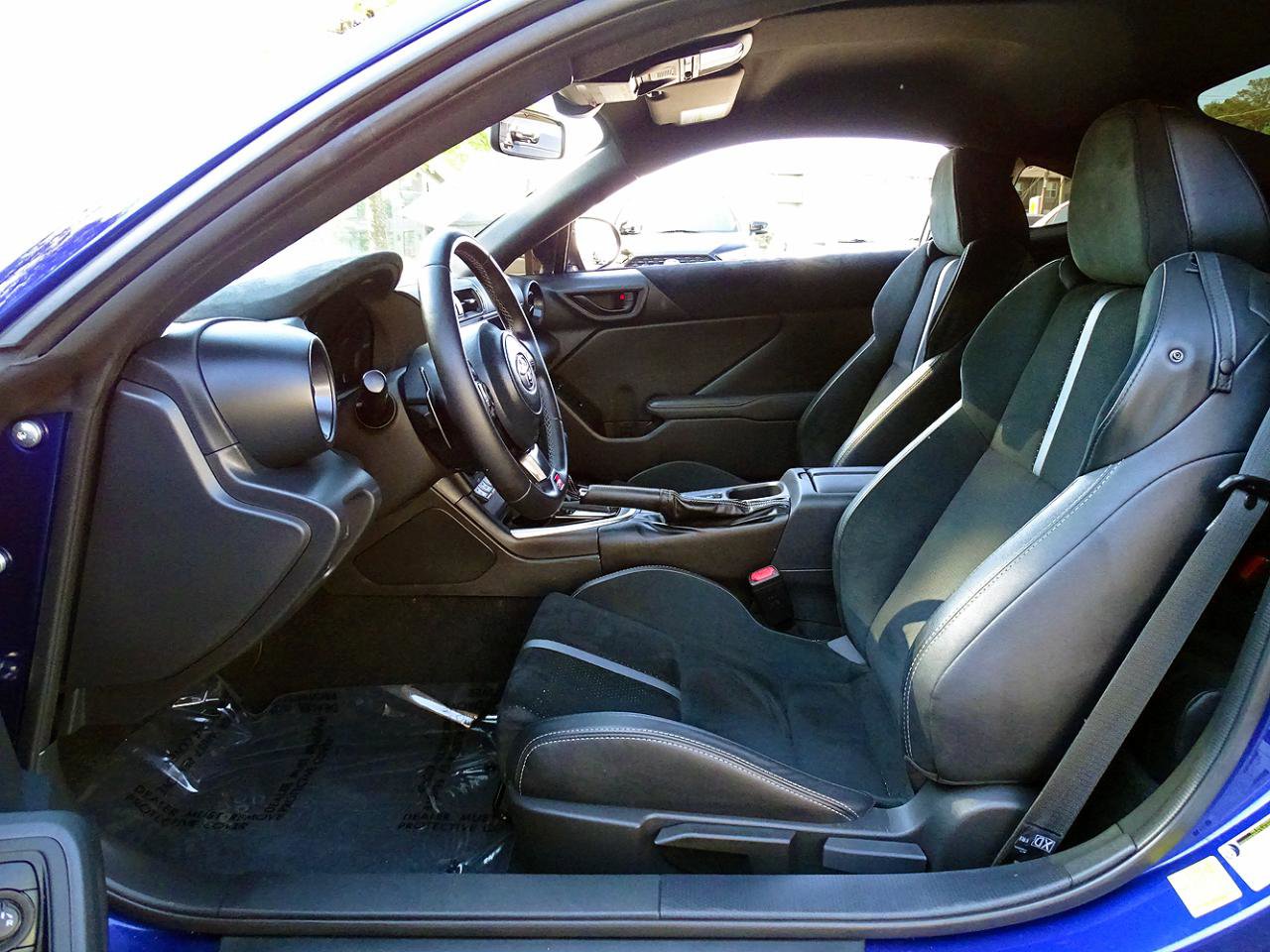 Used 2025 Toyota GR86 Premium w/ Performance Package RWD image 23