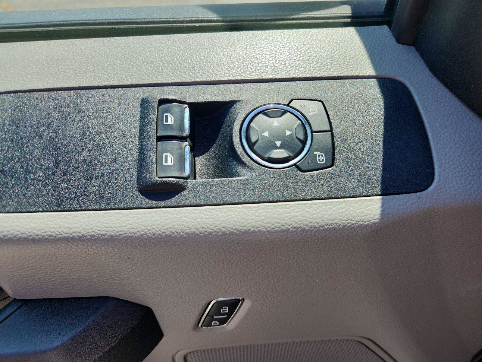 Used 2019 Ford F250 XL w/ Power Equipment Group AWD/4WD image 13