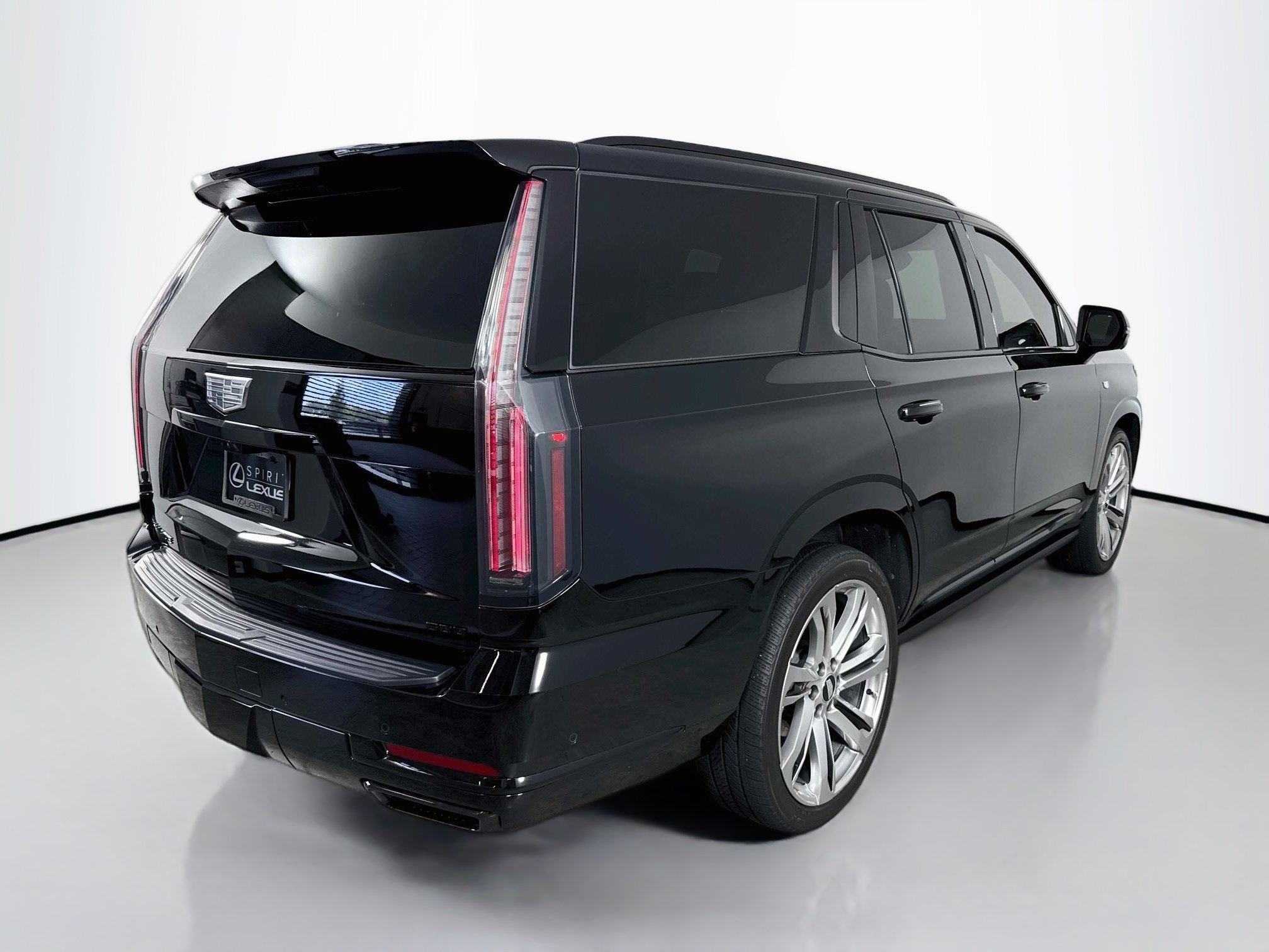 Used 2025 Cadillac Escalade Sport w/ Touring Package AWD/4WD image 7