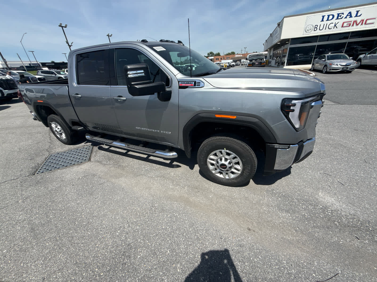 New 2026 GMC Sierra 2500 SLE w/ SLE Value Package; AWD/4WD image 19