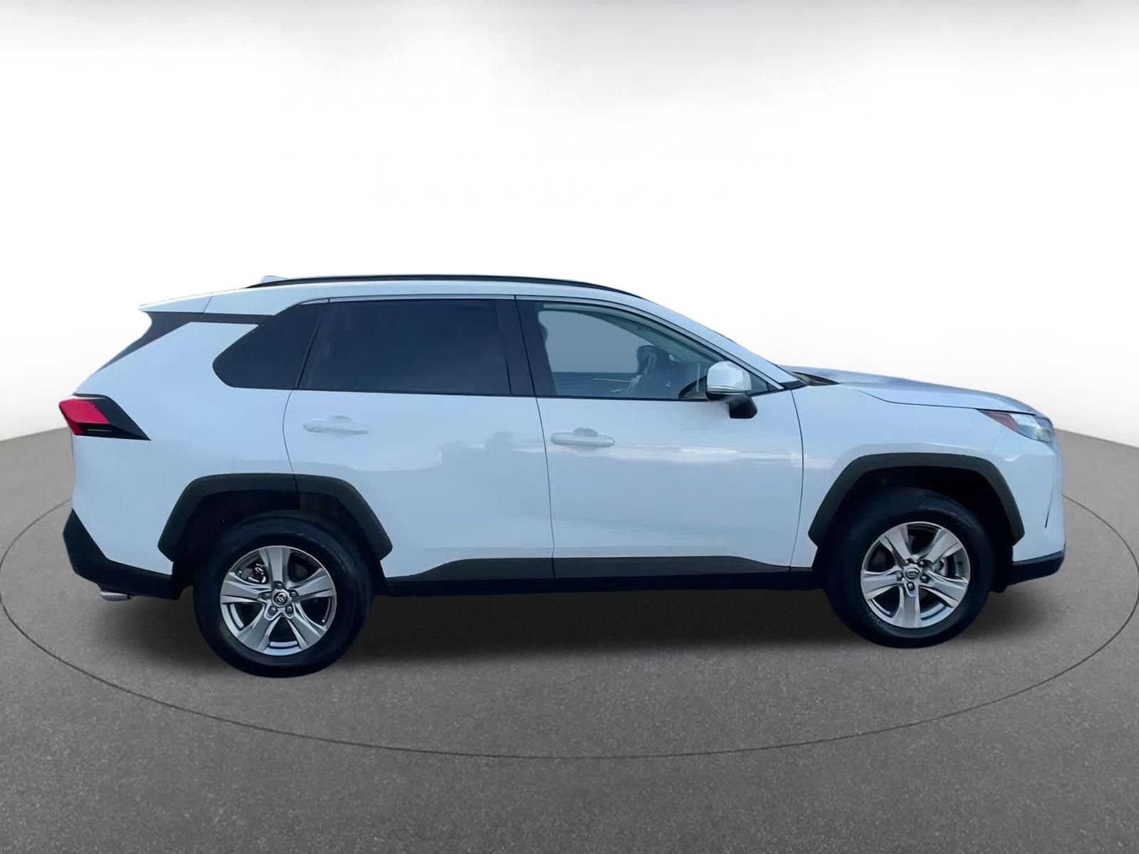 Used 2025 Toyota RAV4 XLE image 16