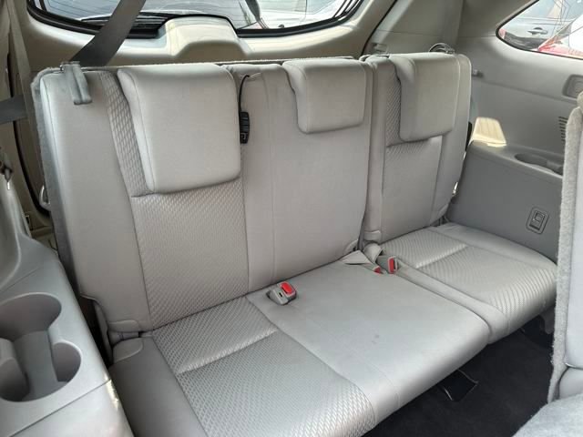 Used 2015 Toyota Highlander LE image 25