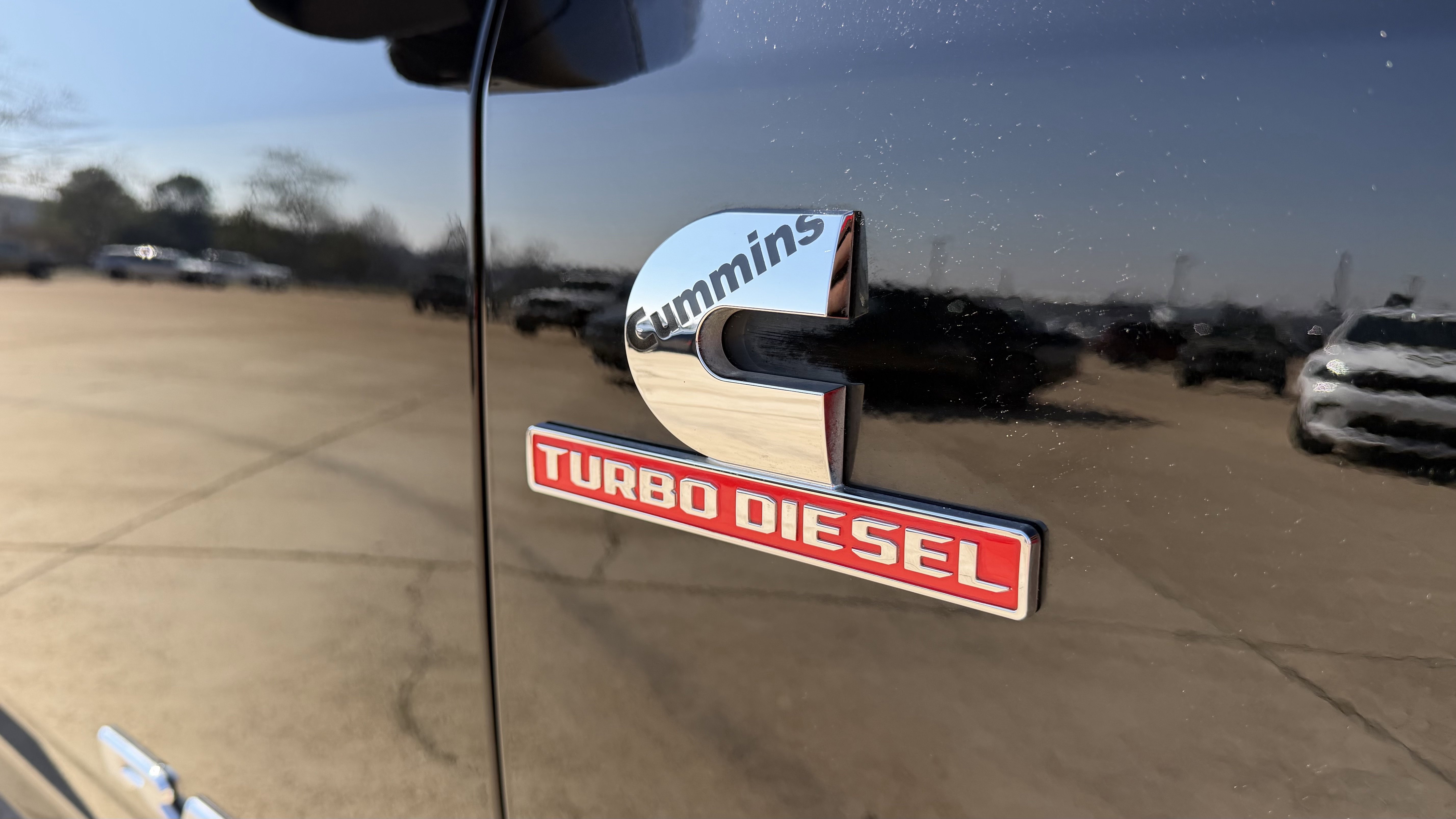 Used 2024 RAM 3500 Limited w/ Safety Group image 17