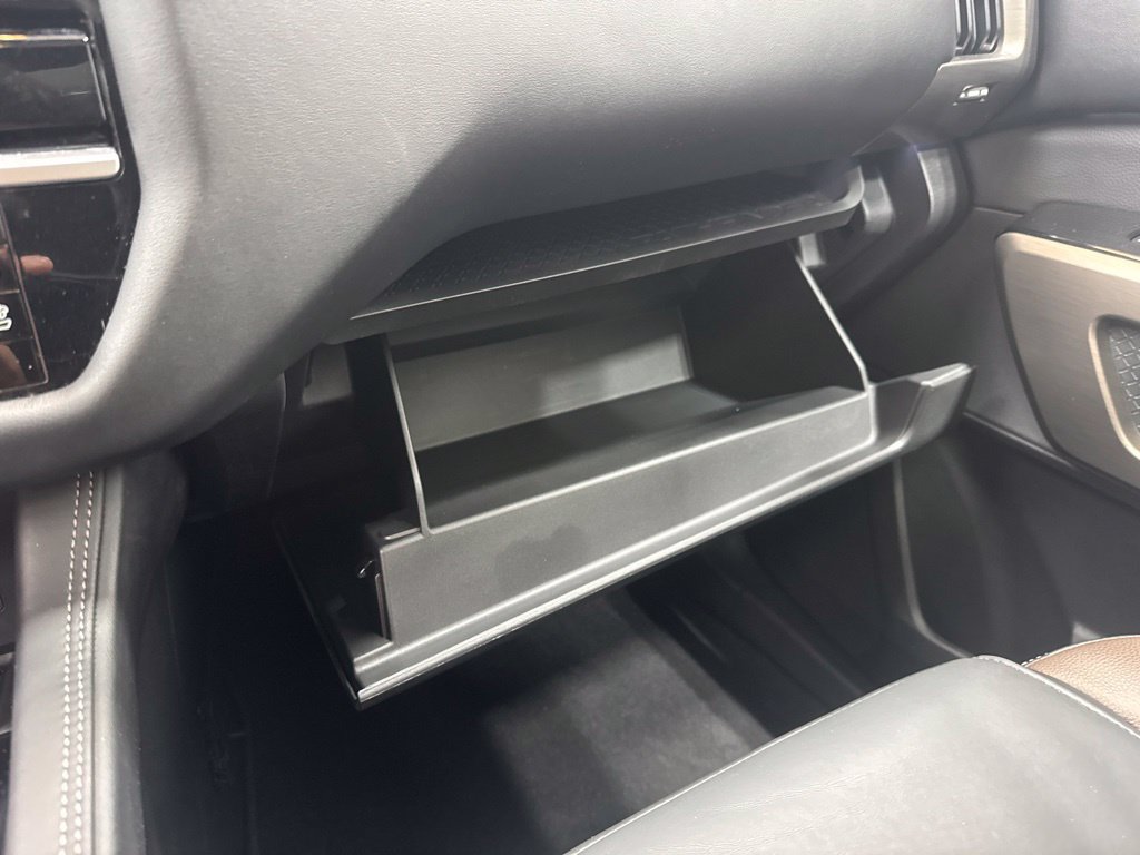 Used 2025 Nissan Pathfinder Platinum FWD image 33