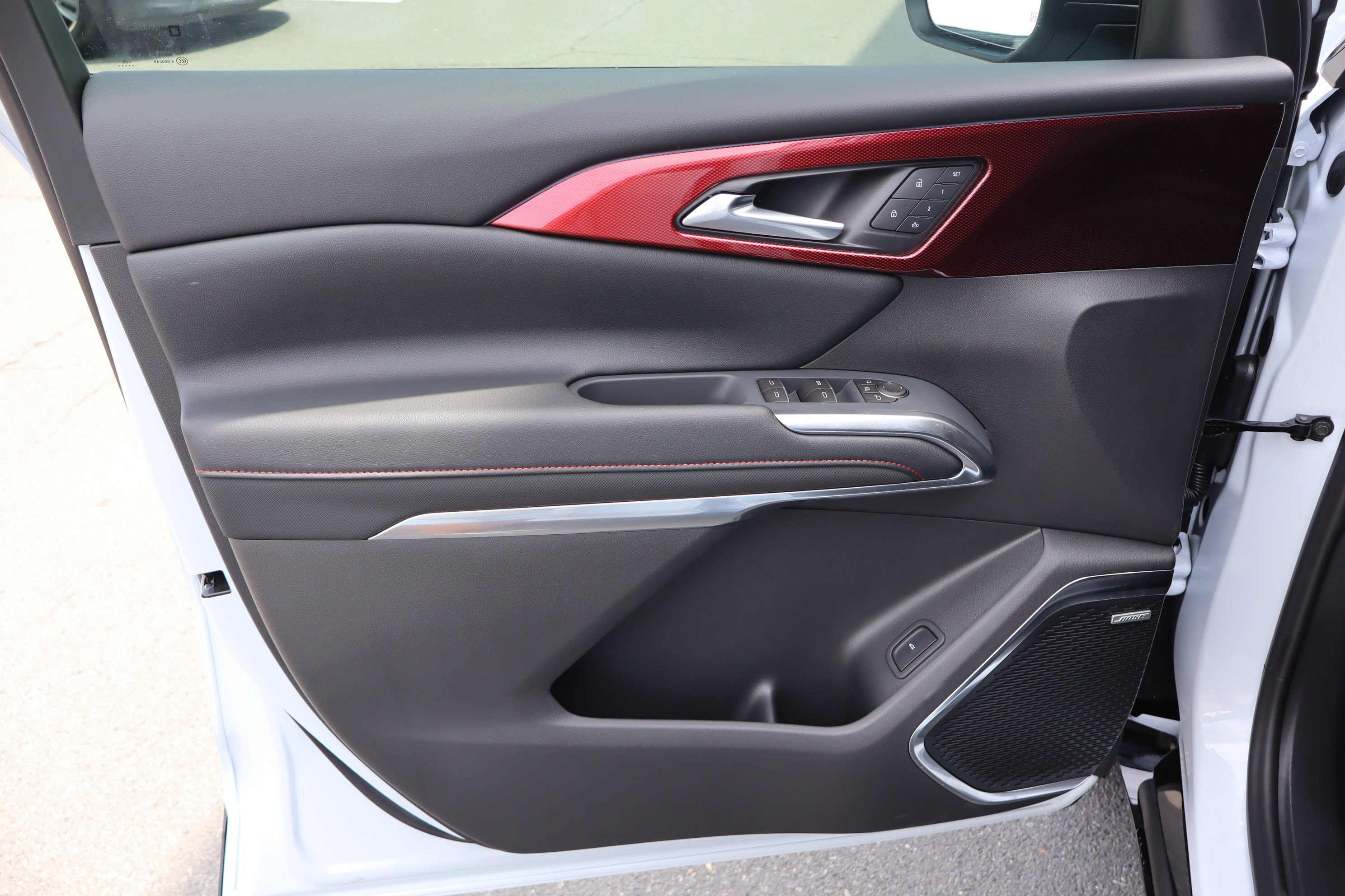 New 2026 Chevrolet Traverse RS FWD image 10