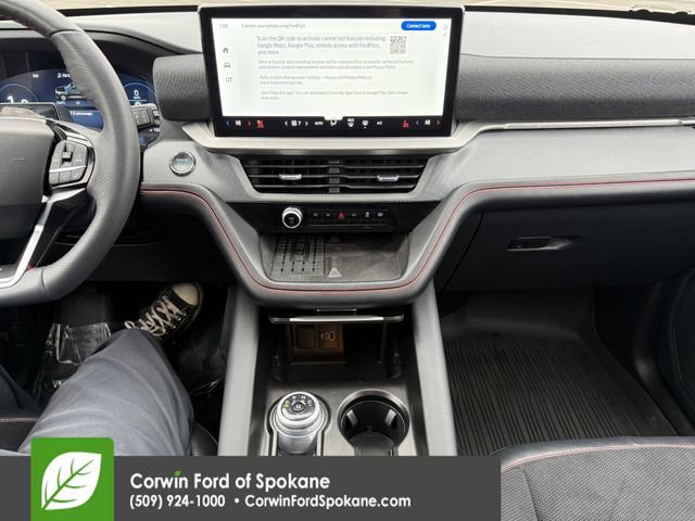 Certified 2025 Ford Explorer ST image 32