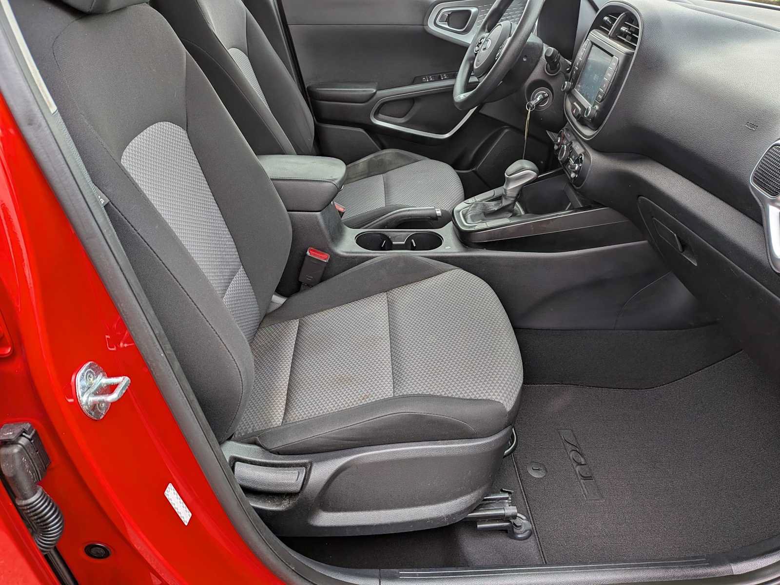 Used 2021 Kia Soul LX FWD image 19