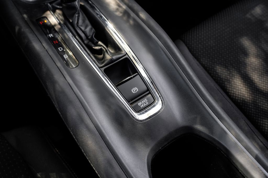 Used 2022 Honda HR-V Sport image 34