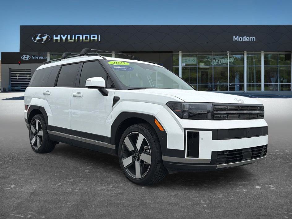 Certified 2025 Hyundai Santa Fe Limited image 2