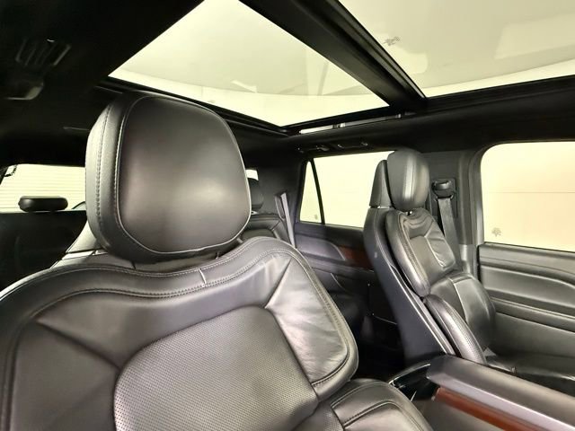 Used 2023 Lincoln Navigator Reserve image 36