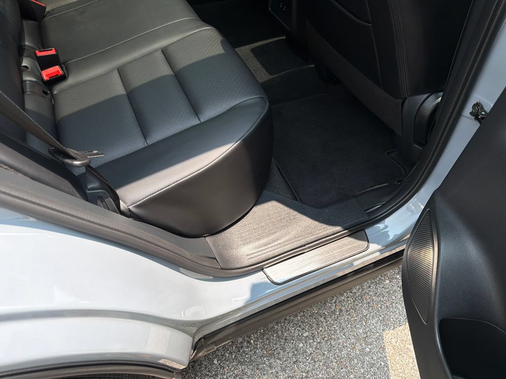 Used 2026 Nissan Rogue Dark Armor FWD image 41