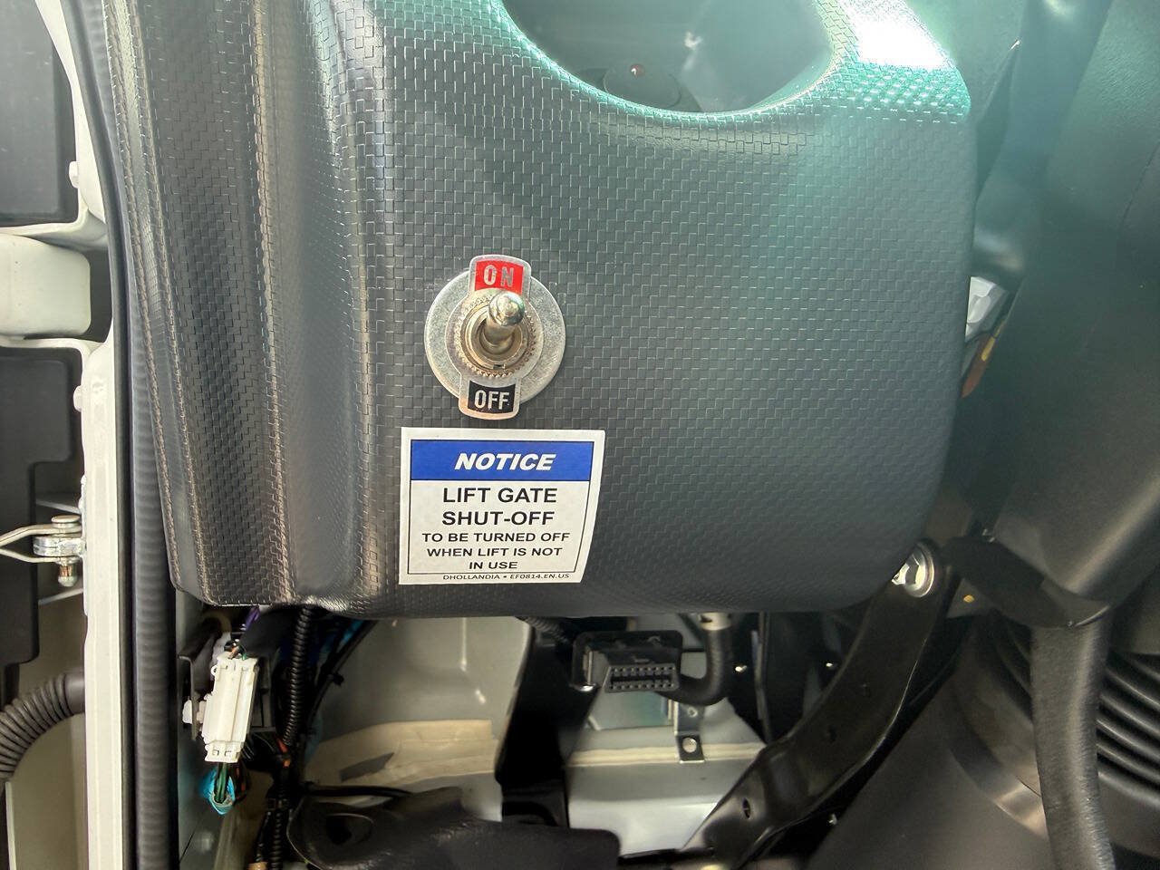 Used 2024 Chevrolet Low Cab Forward 5500HD RWD image 28