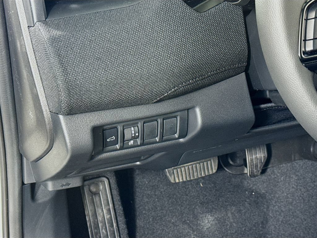 New 2026 Subaru Outback Limited AWD/4WD image 10