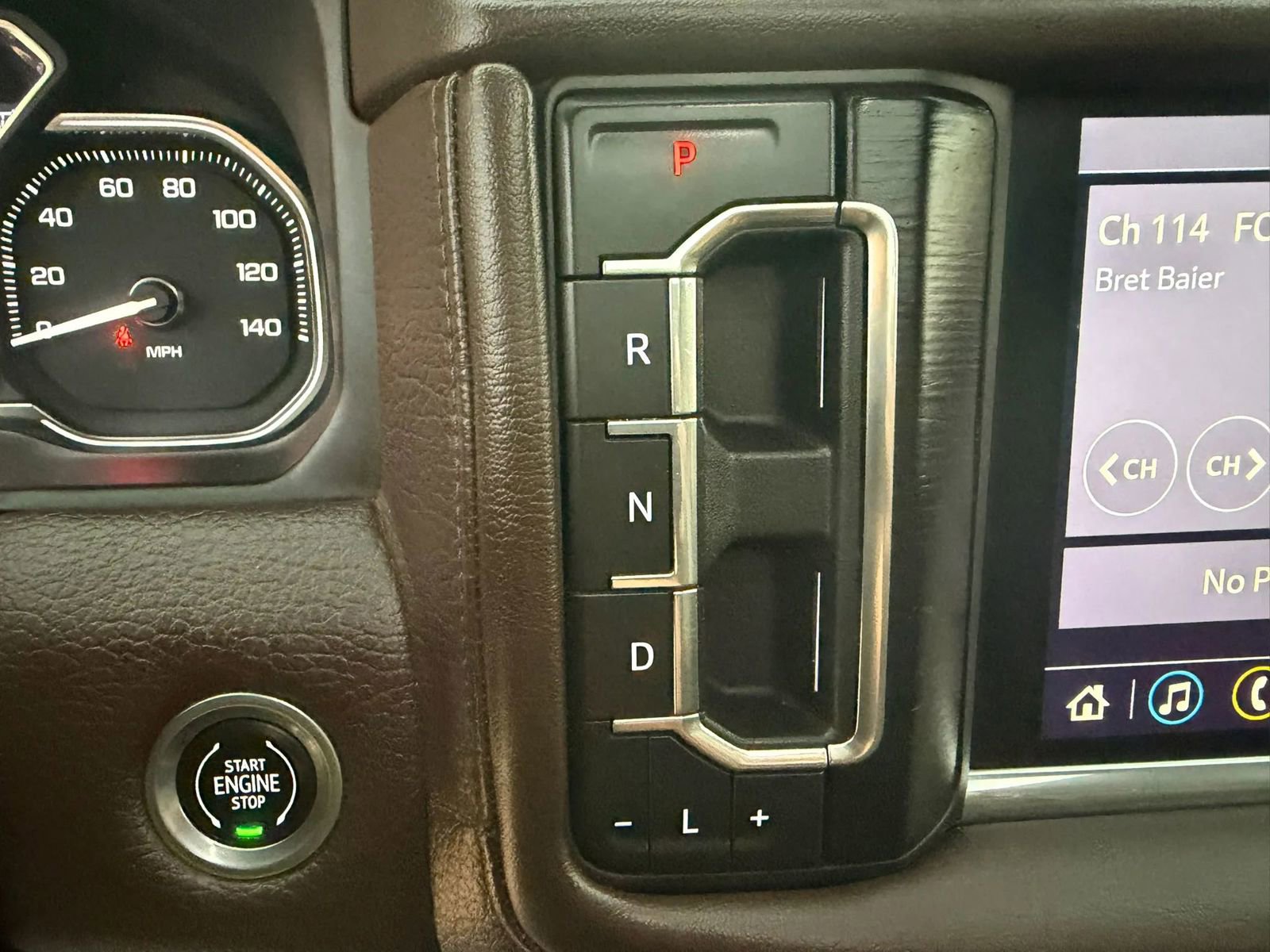 Used 2021 GMC Yukon XL Denali w/ Denali Premium Package AWD/4WD image 23