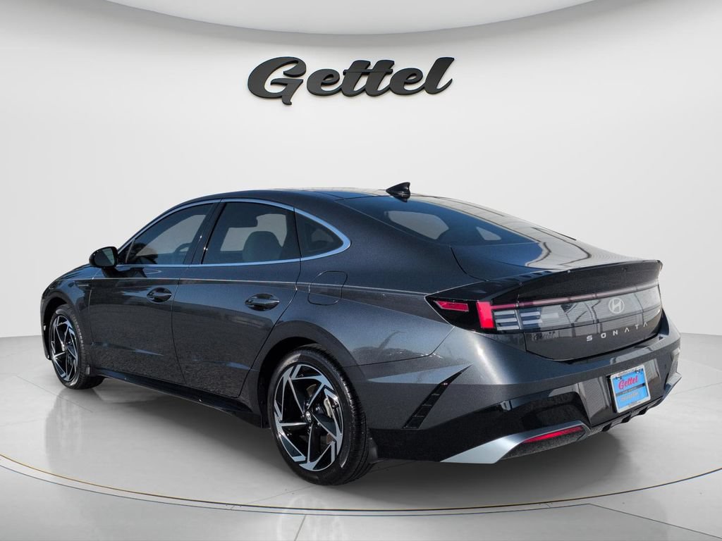 Used 2024 Hyundai Sonata SEL w/ Convenience Package FWD image 7