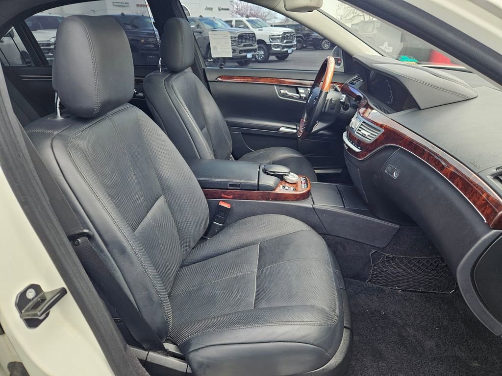 Used 2009 Mercedes-Benz S 550 4MATIC image 28