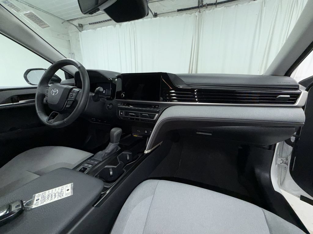 Used 2025 Toyota Camry LE w/ Convenience Package AWD/4WD image 22