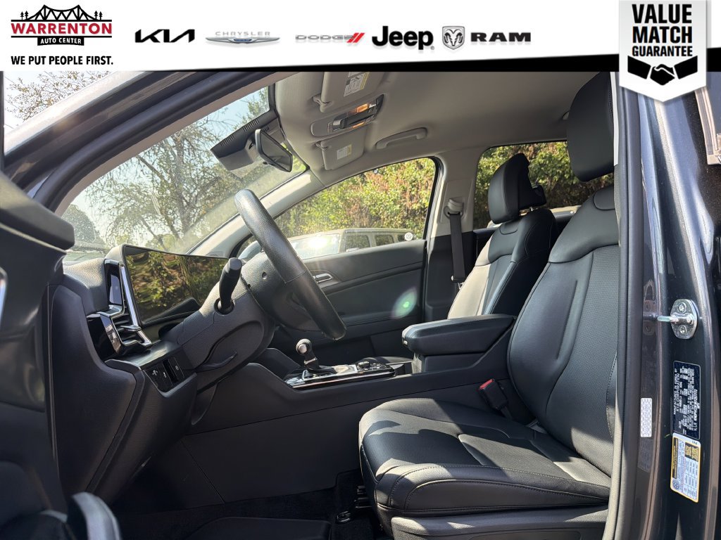 Used 2024 Kia Sportage EX AWD/4WD image 13