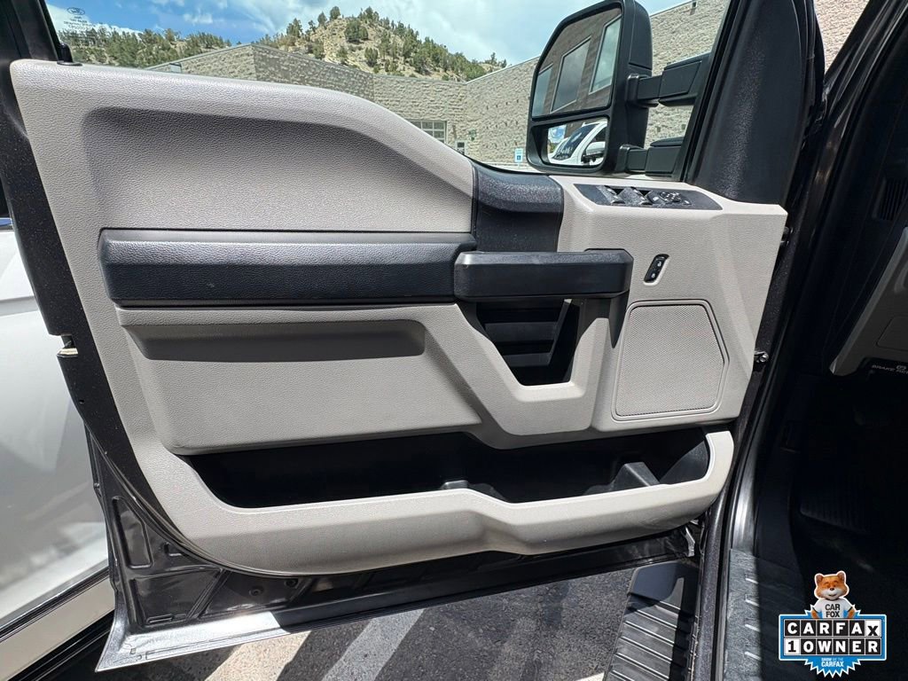 Used 2017 Ford F250 XL w/ STX Appearance Package AWD/4WD image 14