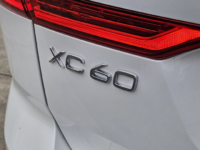 Certified 2024 Volvo XC60 T8 Polestar w/ Protection Package Premier AWD/4WD image 9