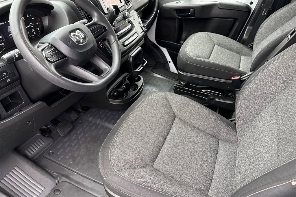 Used 2023 RAM ProMaster 2500 image 4